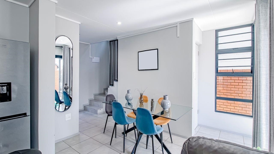 3 Bedroom Property for Sale in Rooihuiskraal North Gauteng