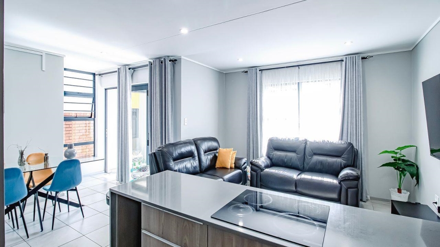 3 Bedroom Property for Sale in Rooihuiskraal North Gauteng