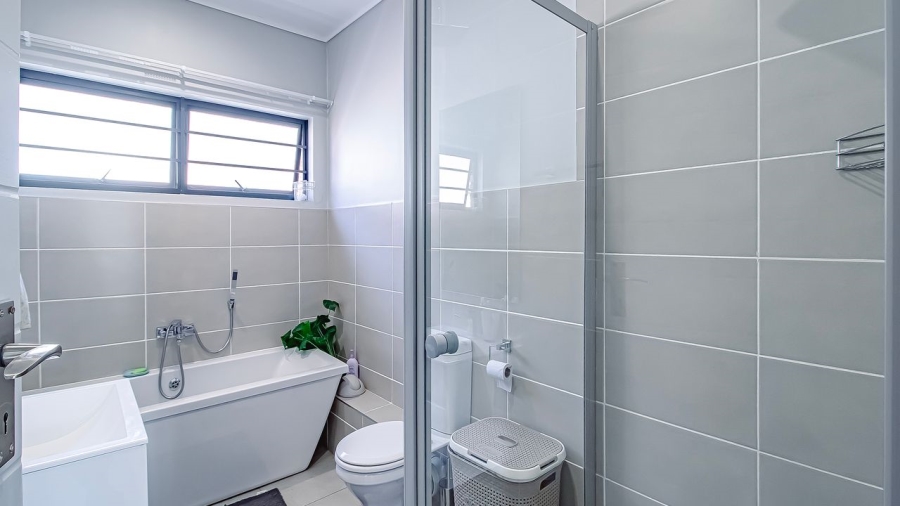 3 Bedroom Property for Sale in Rooihuiskraal North Gauteng