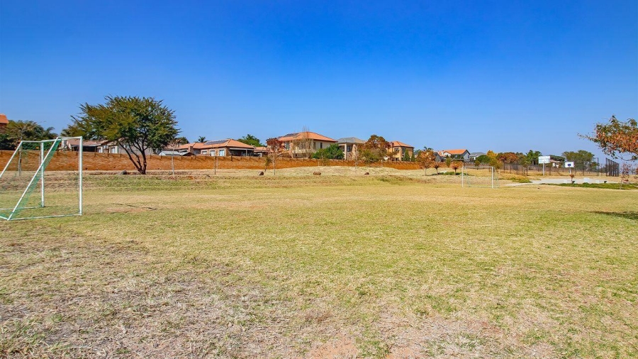 3 Bedroom Property for Sale in Rooihuiskraal North Gauteng