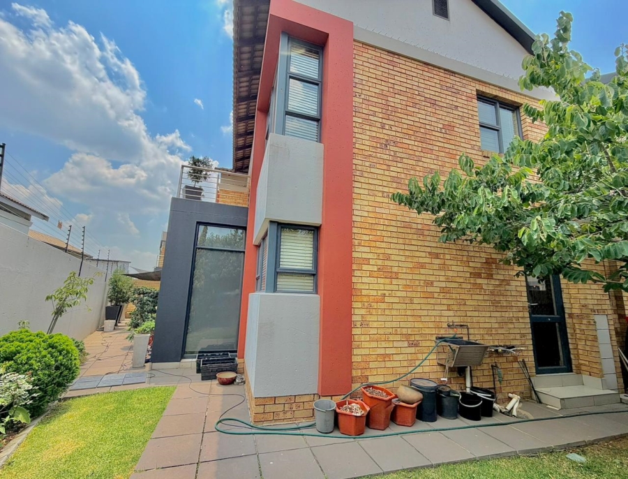 To Let 4 Bedroom Property for Rent in Meyersdal Gauteng