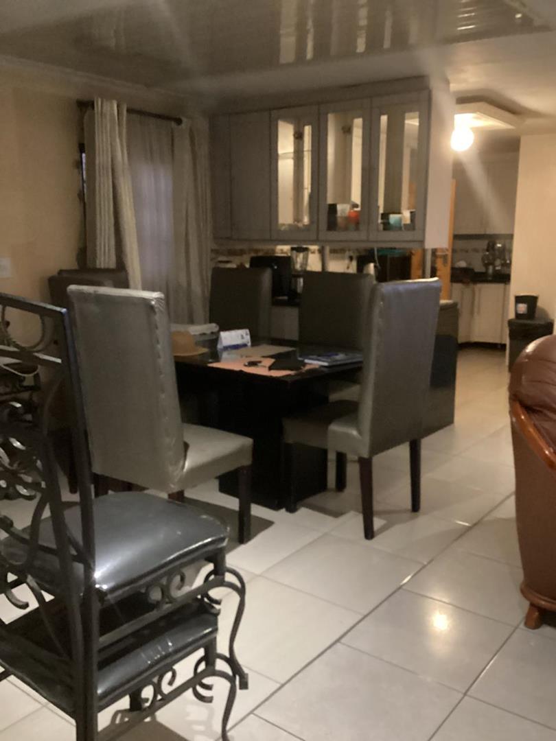 4 Bedroom Property for Sale in Kibler Park Gauteng