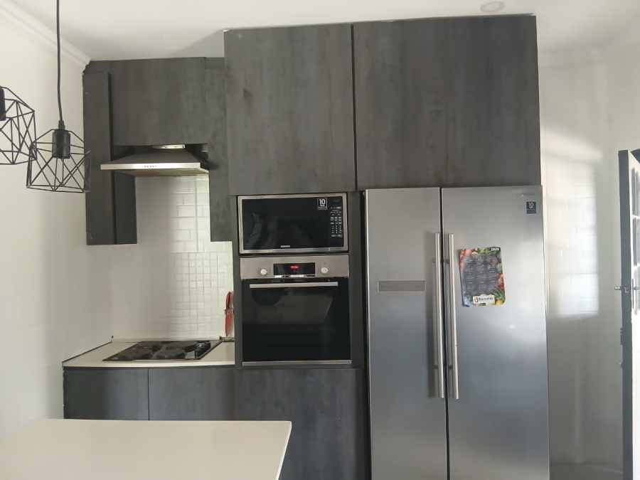 3 Bedroom Property for Sale in Brakpan Central Gauteng