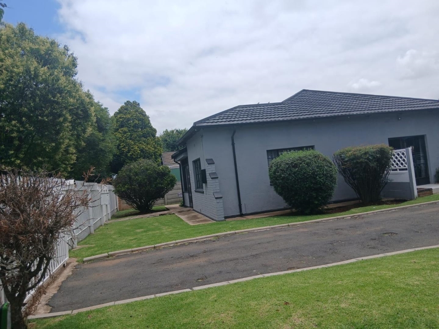 3 Bedroom Property for Sale in Brakpan Central Gauteng