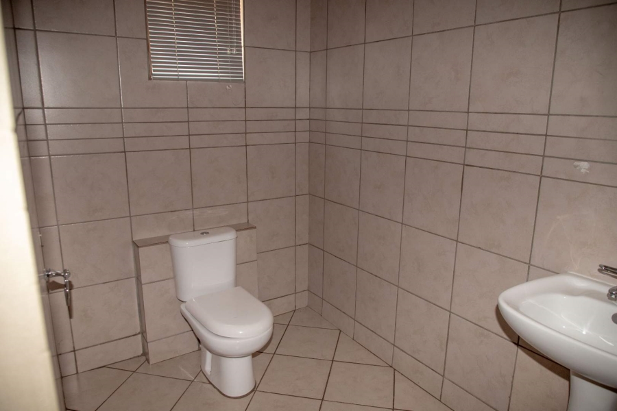 3 Bedroom Property for Sale in Zuurfontein Gauteng