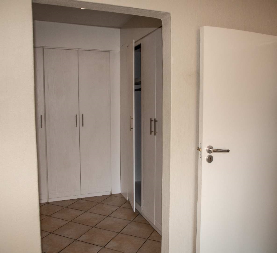 3 Bedroom Property for Sale in Zuurfontein Gauteng