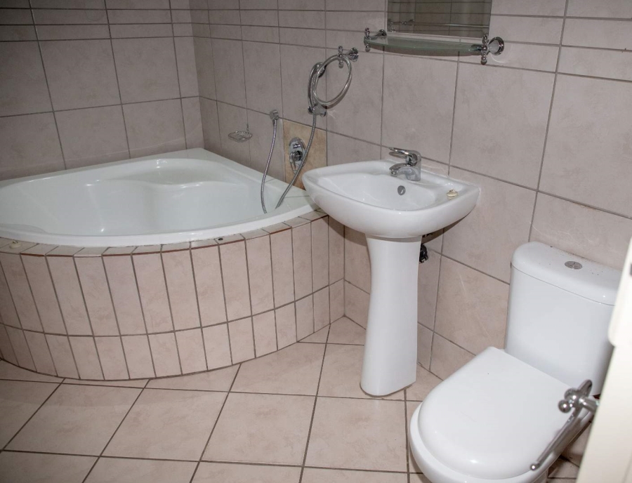 3 Bedroom Property for Sale in Zuurfontein Gauteng