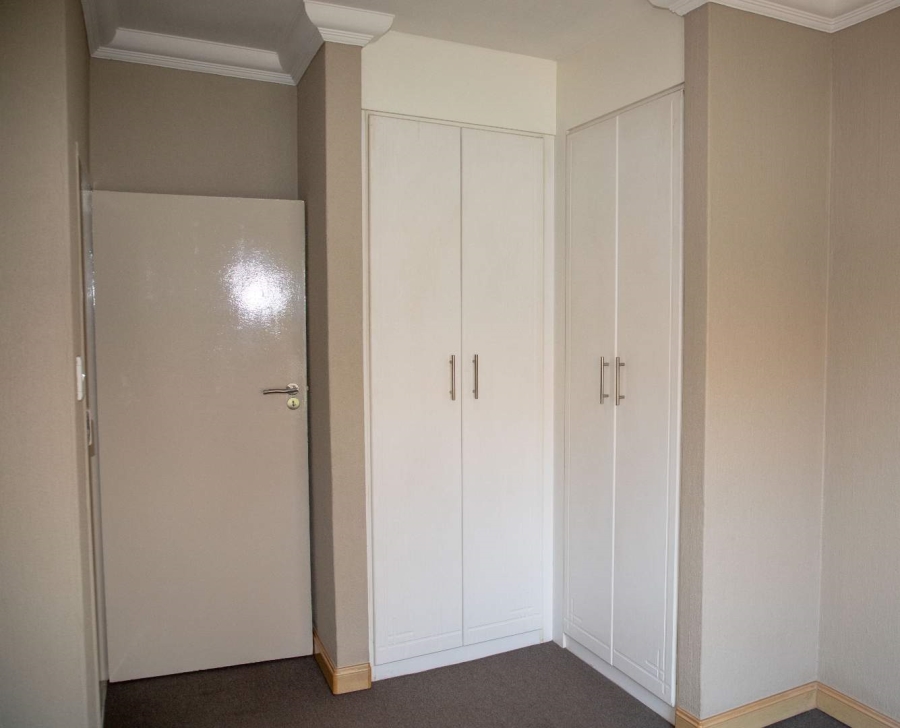 3 Bedroom Property for Sale in Zuurfontein Gauteng