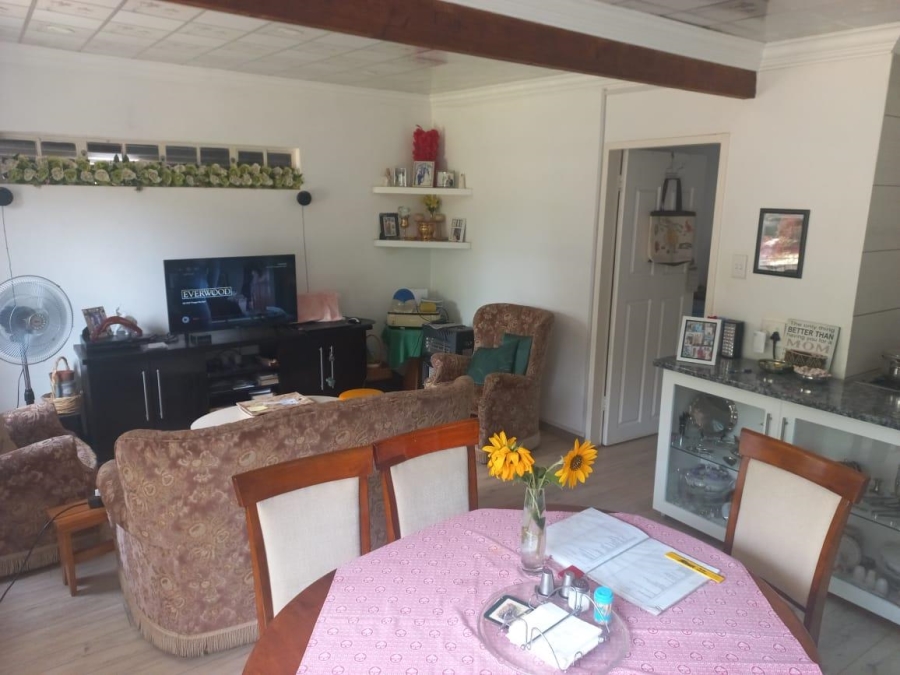 6 Bedroom Property for Sale in Lyttelton Manor Gauteng