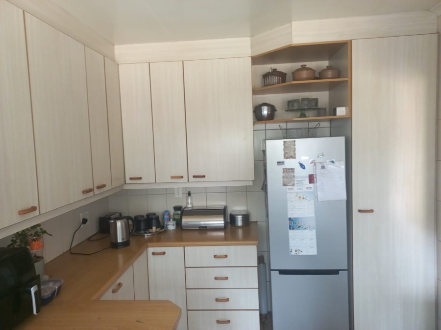 6 Bedroom Property for Sale in Lyttelton Manor Gauteng