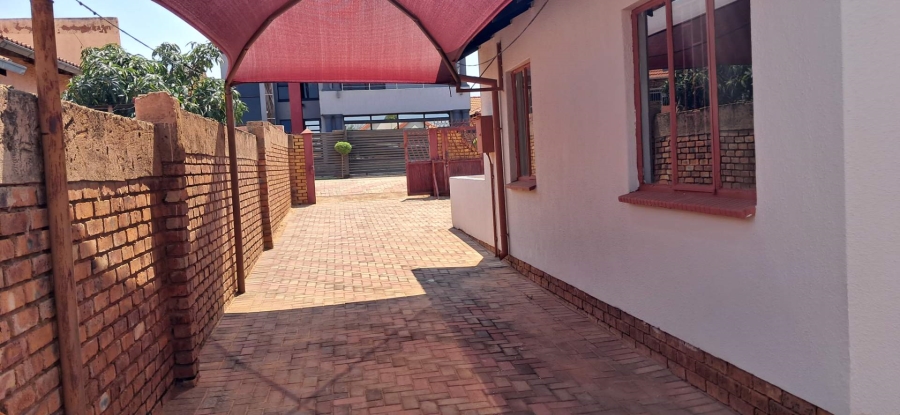 To Let 2 Bedroom Property for Rent in Soshanguve WW Gauteng