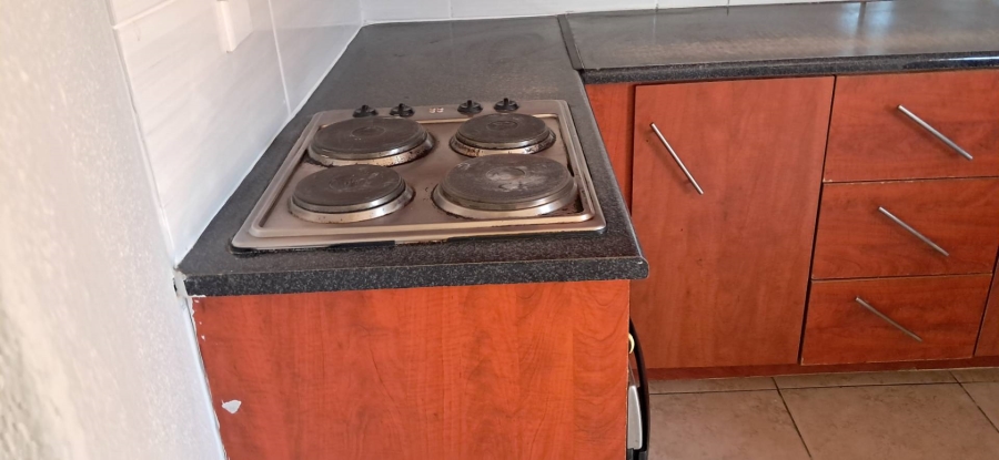 To Let 2 Bedroom Property for Rent in Soshanguve WW Gauteng