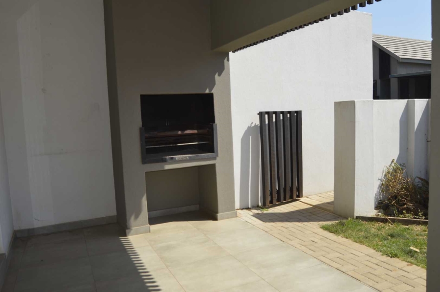 2 Bedroom Property for Sale in Glen Erasmia Gauteng