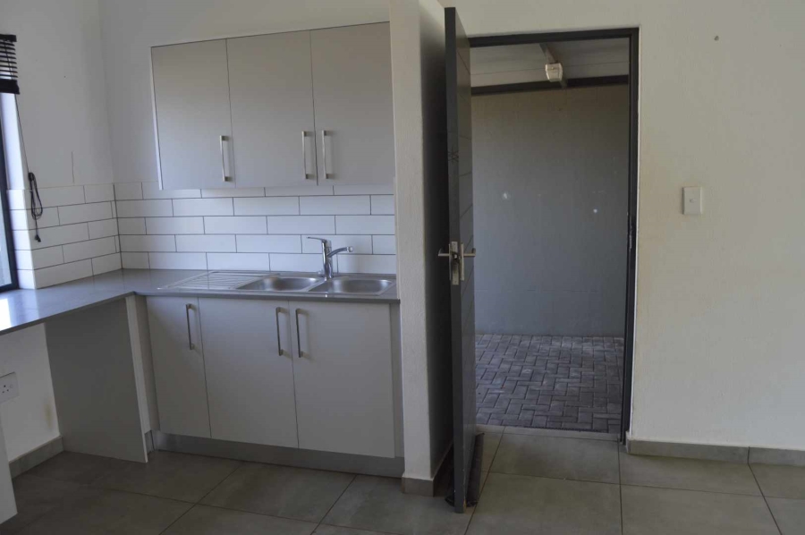 2 Bedroom Property for Sale in Glen Erasmia Gauteng