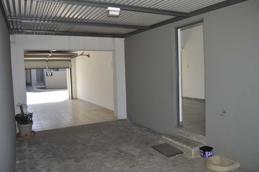 2 Bedroom Property for Sale in Glen Erasmia Gauteng