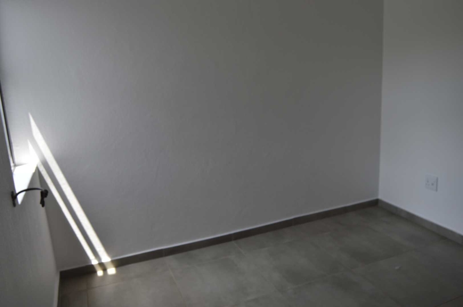 2 Bedroom Property for Sale in Glen Erasmia Gauteng