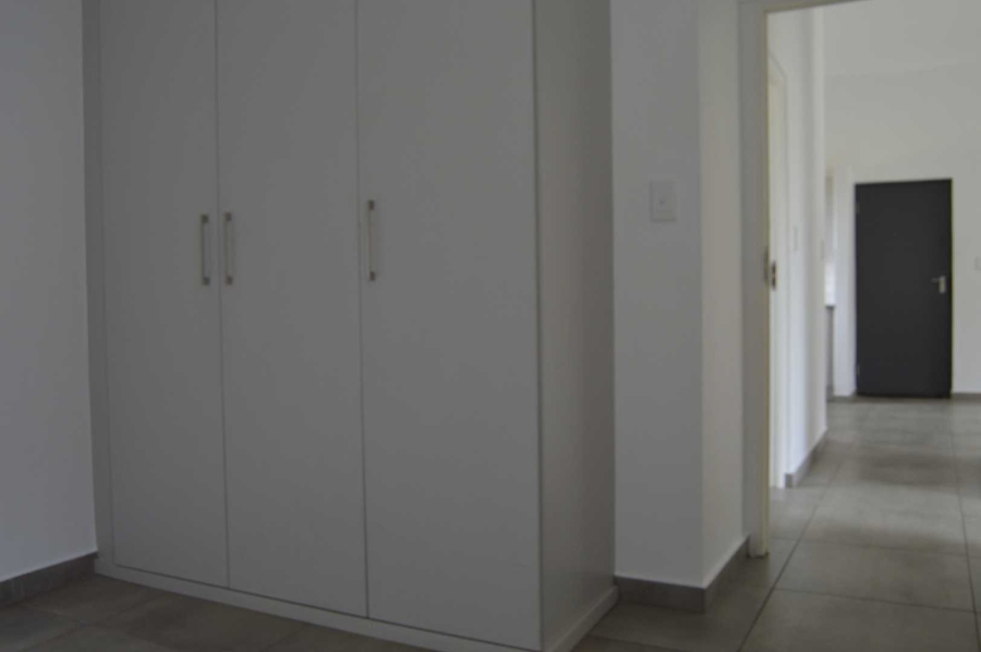 2 Bedroom Property for Sale in Glen Erasmia Gauteng