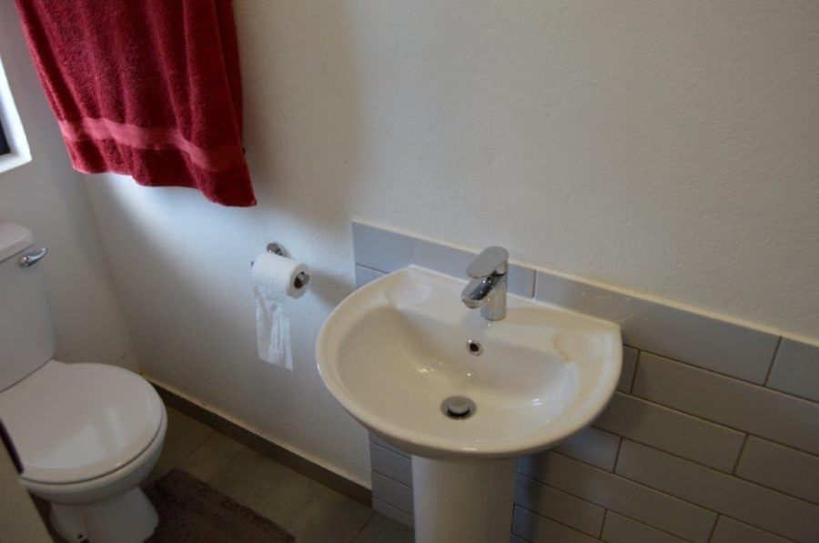 2 Bedroom Property for Sale in Glen Erasmia Gauteng