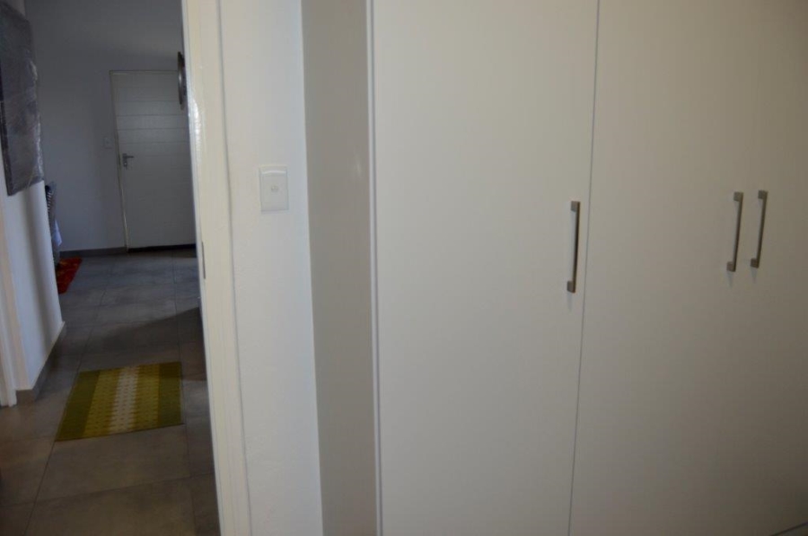 2 Bedroom Property for Sale in Glen Erasmia Gauteng