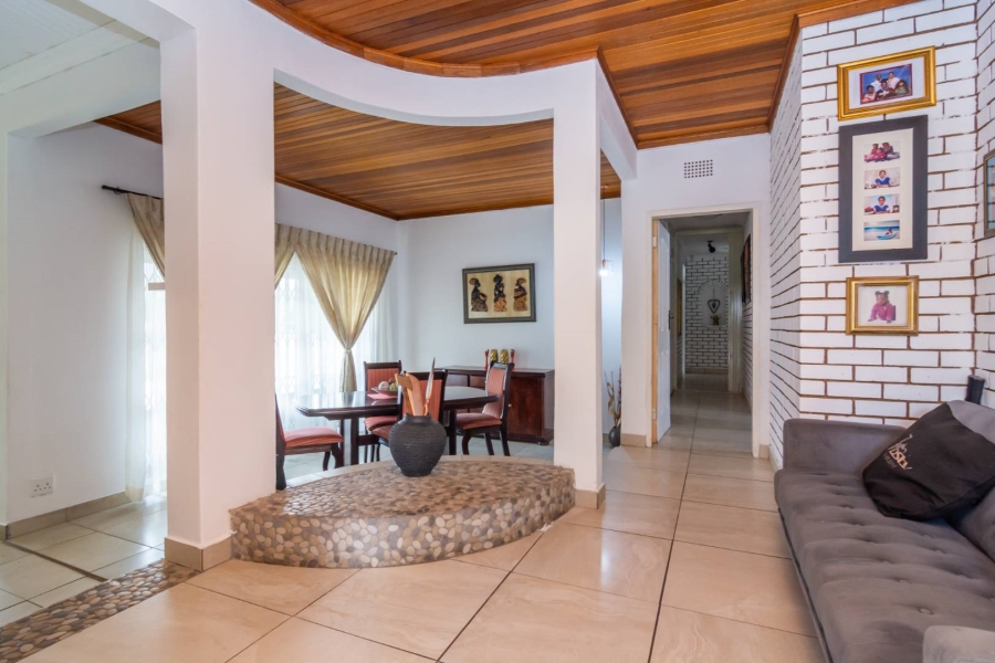 4 Bedroom Property for Sale in Rant En Dal Gauteng