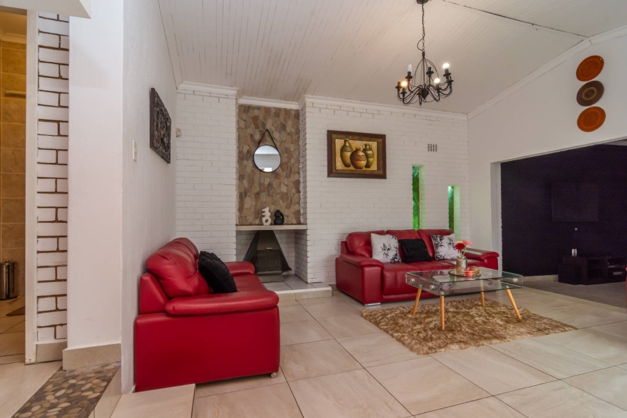 4 Bedroom Property for Sale in Rant En Dal Gauteng