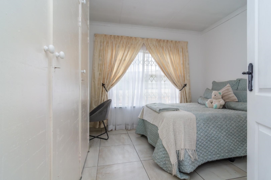 4 Bedroom Property for Sale in Rant En Dal Gauteng