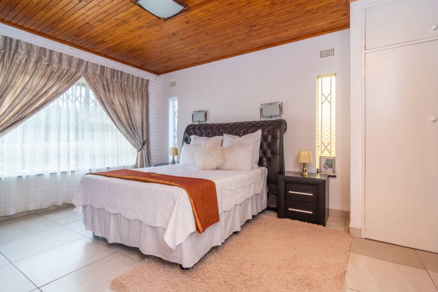4 Bedroom Property for Sale in Rant En Dal Gauteng