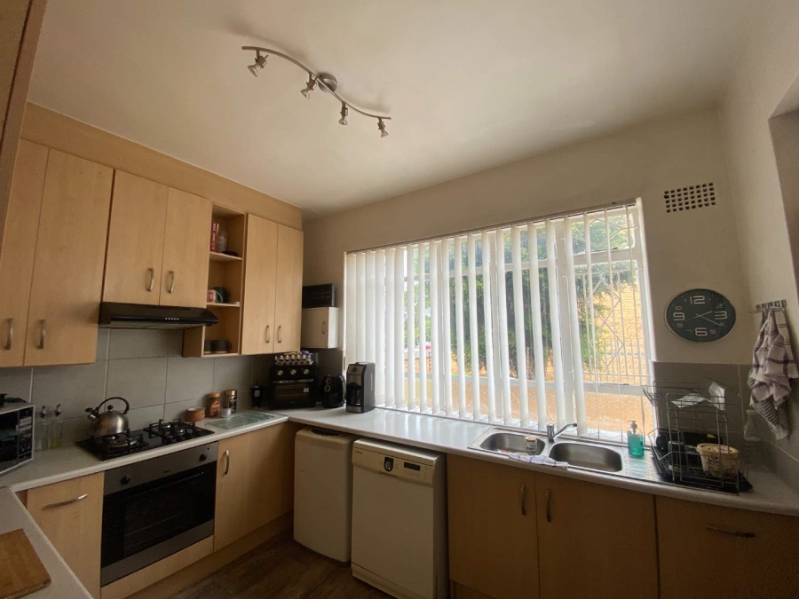 To Let 2 Bedroom Property for Rent in Monument Gauteng