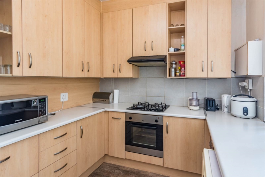 To Let 2 Bedroom Property for Rent in Monument Gauteng