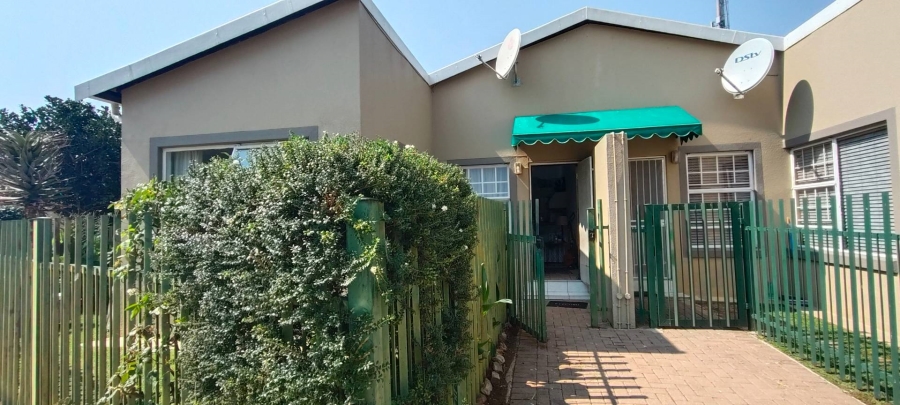 2 Bedroom Property for Sale in Meyersdal Gauteng