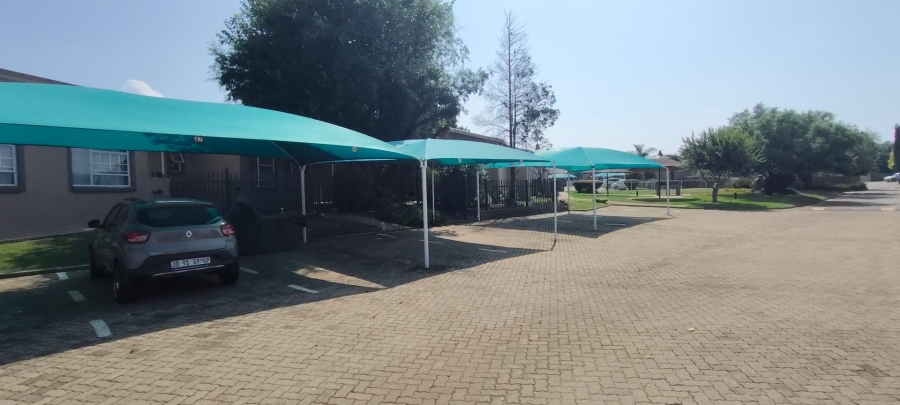2 Bedroom Property for Sale in Meyersdal Gauteng