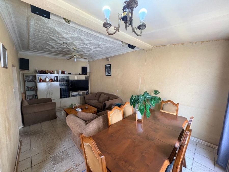 3 Bedroom Property for Sale in Kenilworth Gauteng