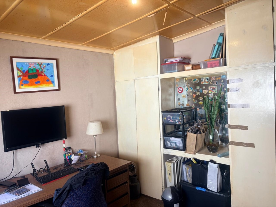 3 Bedroom Property for Sale in Kenilworth Gauteng