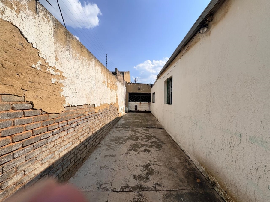 3 Bedroom Property for Sale in Kenilworth Gauteng