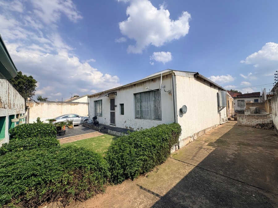 3 Bedroom Property for Sale in Kenilworth Gauteng