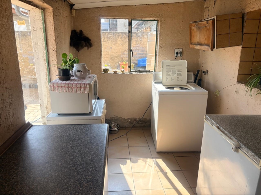 3 Bedroom Property for Sale in Kenilworth Gauteng
