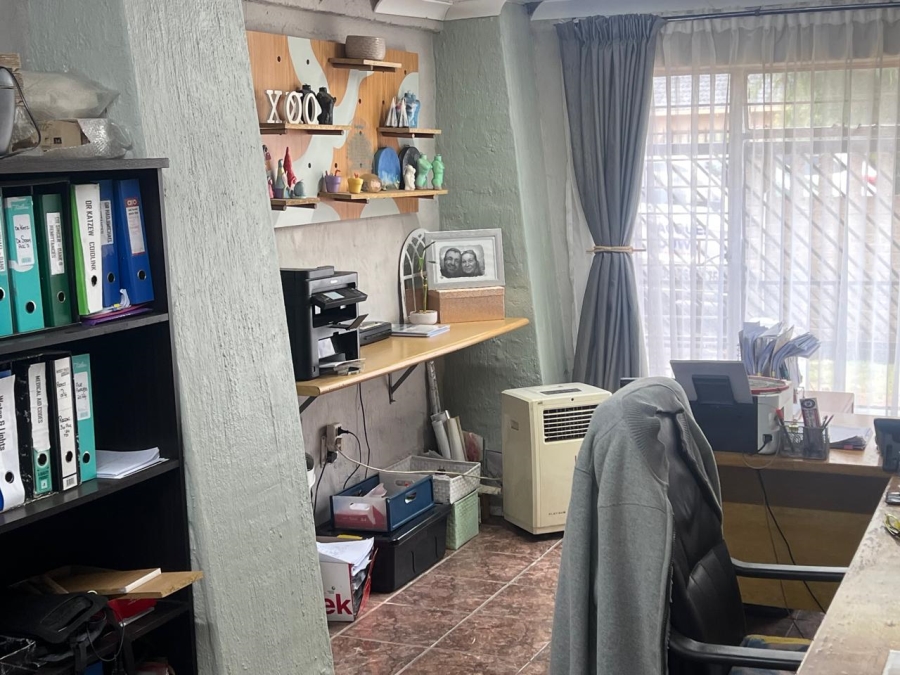 3 Bedroom Property for Sale in Mayberry Park Gauteng