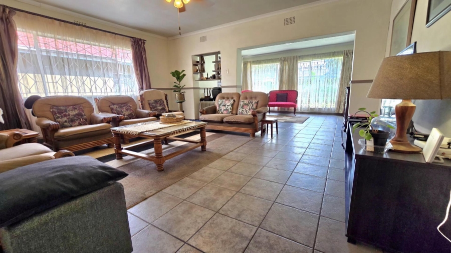 3 Bedroom Property for Sale in General Albertspark Gauteng