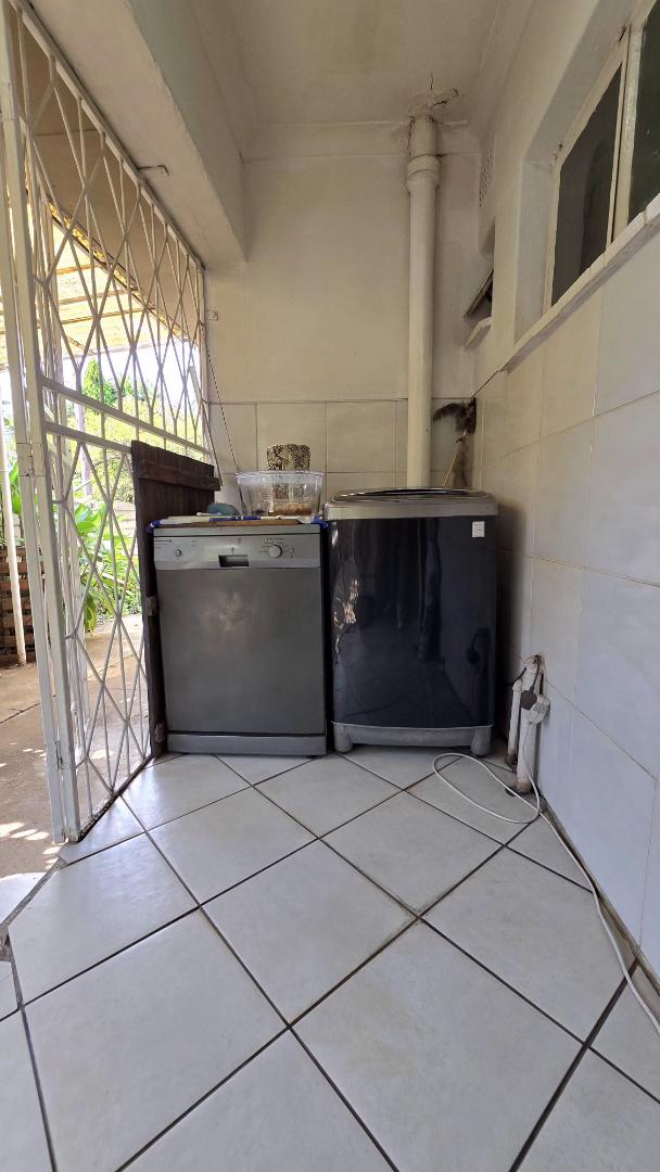 3 Bedroom Property for Sale in General Albertspark Gauteng