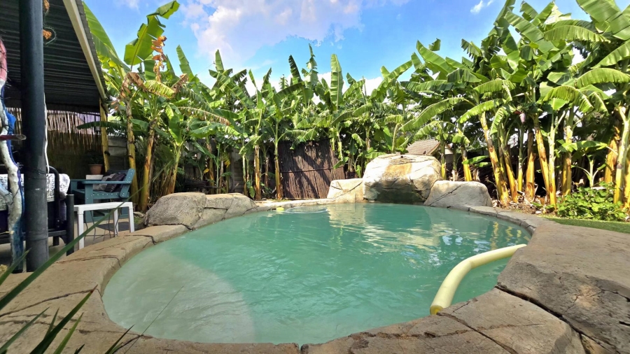 3 Bedroom Property for Sale in General Albertspark Gauteng