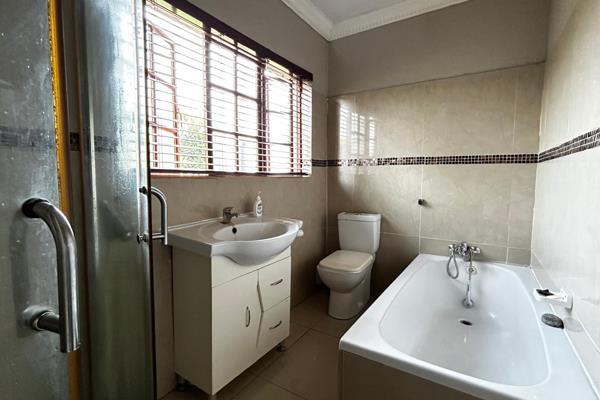 6 Bedroom Property for Sale in The Orchards Gauteng