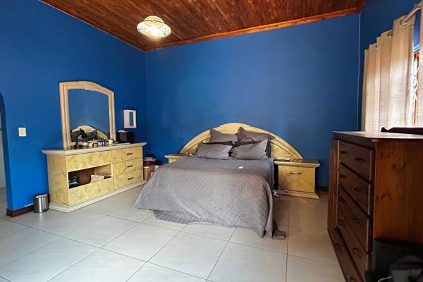 6 Bedroom Property for Sale in The Orchards Gauteng