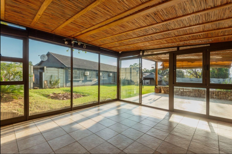 4 Bedroom Property for Sale in Brackendowns Gauteng