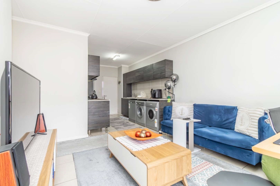 1 Bedroom Property for Sale in Olivedale Gauteng