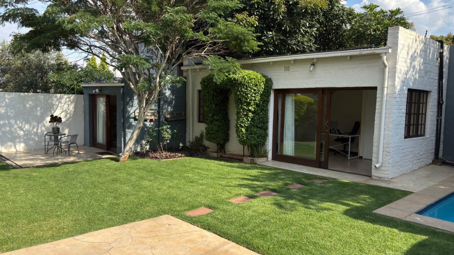 2 Bedroom Property for Sale in Norwood Gauteng