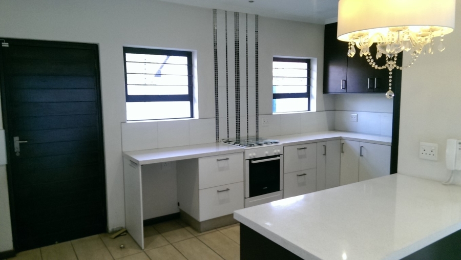 To Let 3 Bedroom Property for Rent in Rembrandt Park Gauteng