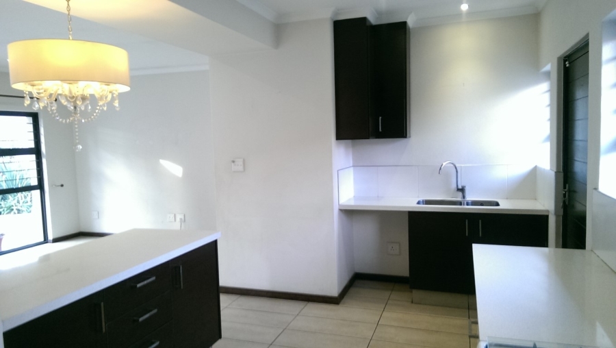 To Let 3 Bedroom Property for Rent in Rembrandt Park Gauteng