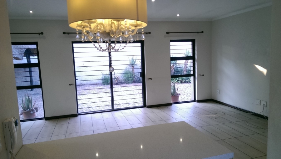 To Let 3 Bedroom Property for Rent in Rembrandt Park Gauteng
