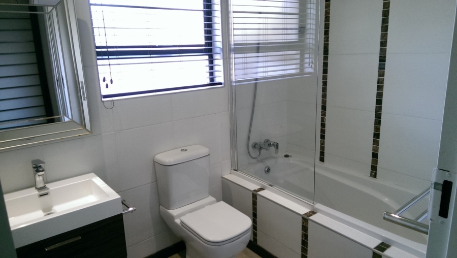 To Let 3 Bedroom Property for Rent in Rembrandt Park Gauteng