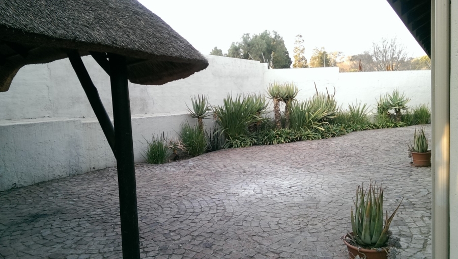 To Let 3 Bedroom Property for Rent in Rembrandt Park Gauteng